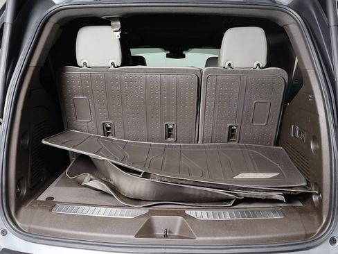 Used 2023 Chevrolet Tahoe Z71 w/ Z71 Off-Road Package image 19