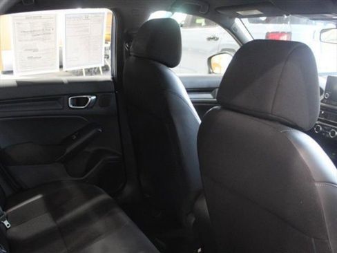 Used 2023 Honda Civic Sport image 19