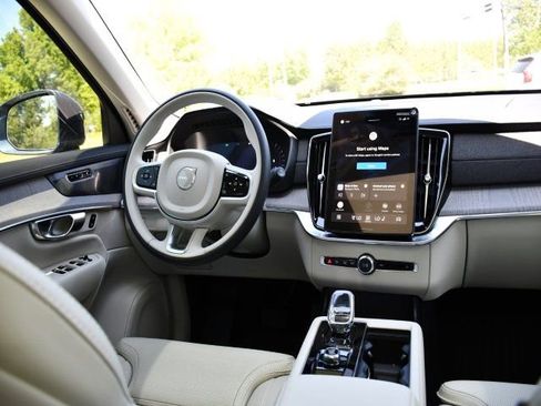 New 2026 Volvo XC90 B6 Ultra w/ Protection Package Premier AWD/4WD image 19