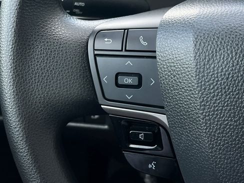 Used 2025 Toyota Camry LE image 30