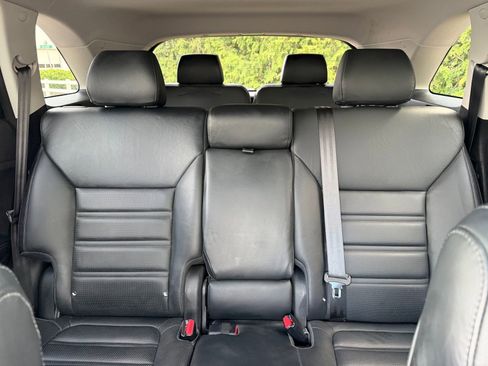 Used 2017 Kia Sorento SX AWD/4WD image 3