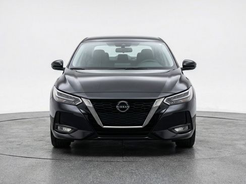 Used 2025 Nissan Sentra S FWD image 2