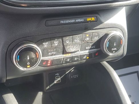 Used 2025 Ford Escape ST-Line Select AWD/4WD image 21