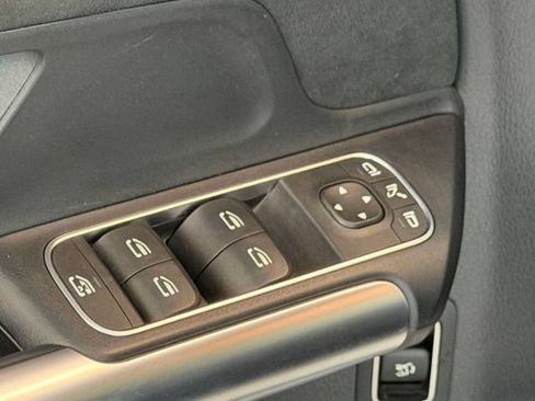 Certified 2022 Mercedes-Benz GLA 250 4MATIC image 16