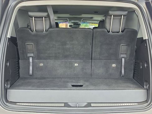 Used 2018 Chevrolet Tahoe LT AWD/4WD image 6