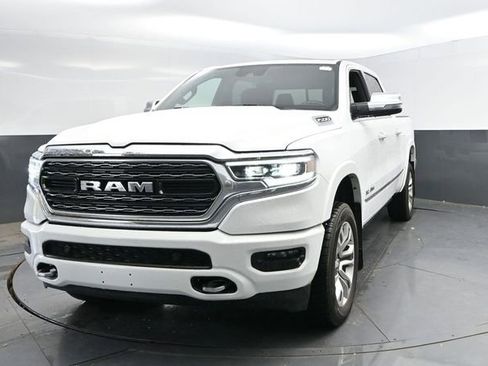 Used 2023 RAM 1500 Limited w/ Body-Colour Bumper Group AWD/4WD image 6