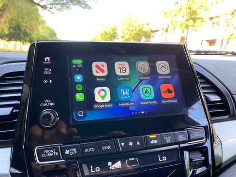 Used 2019 Honda Odyssey EX image 69