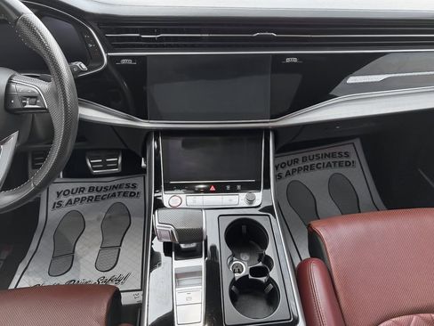 Used 2020 Audi SQ8 Prestige w/ Prestige Package image 18