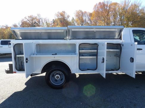 Used 2021 Chevrolet Silverado 3500 W/T w/ WT Convenience Package AWD/4WD image 46
