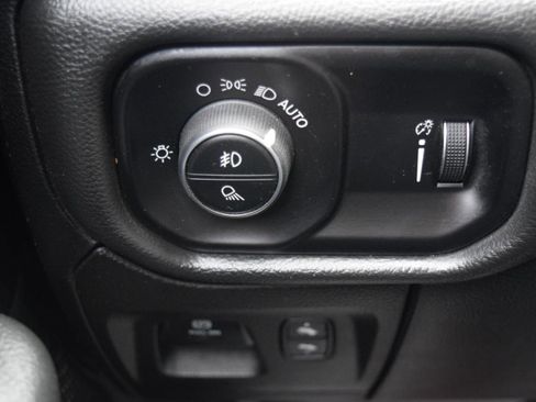 Used 2021 RAM 1500 Big Horn AWD/4WD image 22