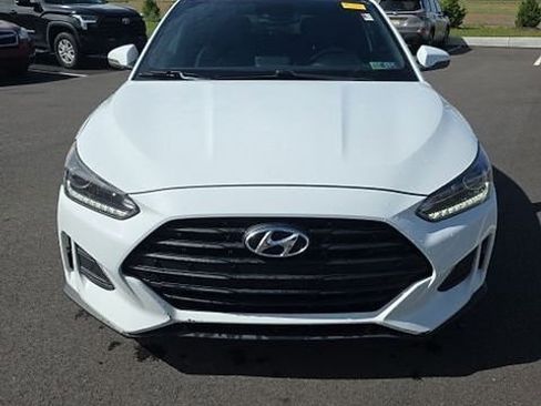 Used 2020 Hyundai Veloster 2.0 Premium FWD image 2