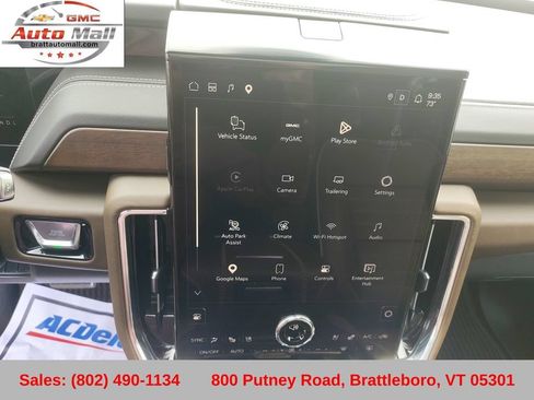 Used 2025 GMC Yukon XL Denali Ultimate AWD/4WD image 21