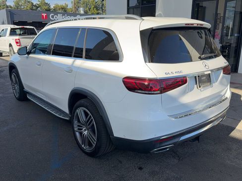 Used 2022 Mercedes-Benz GLS 450 4MATIC image 4