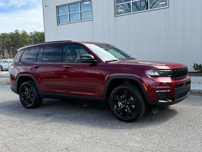 Certified 2025 Jeep Grand Cherokee L Limited w/ Black Appearance Package