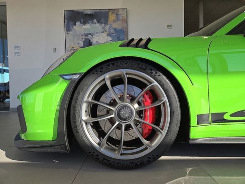 Used 2019 Porsche 911 GT3 RS RWD image 11