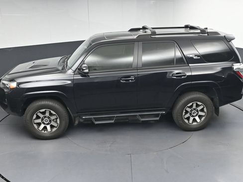 Used 2023 Toyota 4Runner TRD Off-Road Premium w/ Moonroof Package AWD/4WD image 38