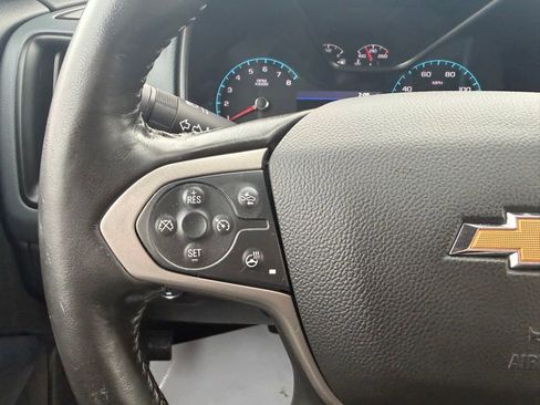 Used 2022 Chevrolet Colorado Z71 w/ Safety Package AWD/4WD image 22