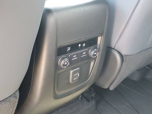 Certified 2024 Buick Enclave Essence w/ Sport Touring Edition AWD/4WD image 29