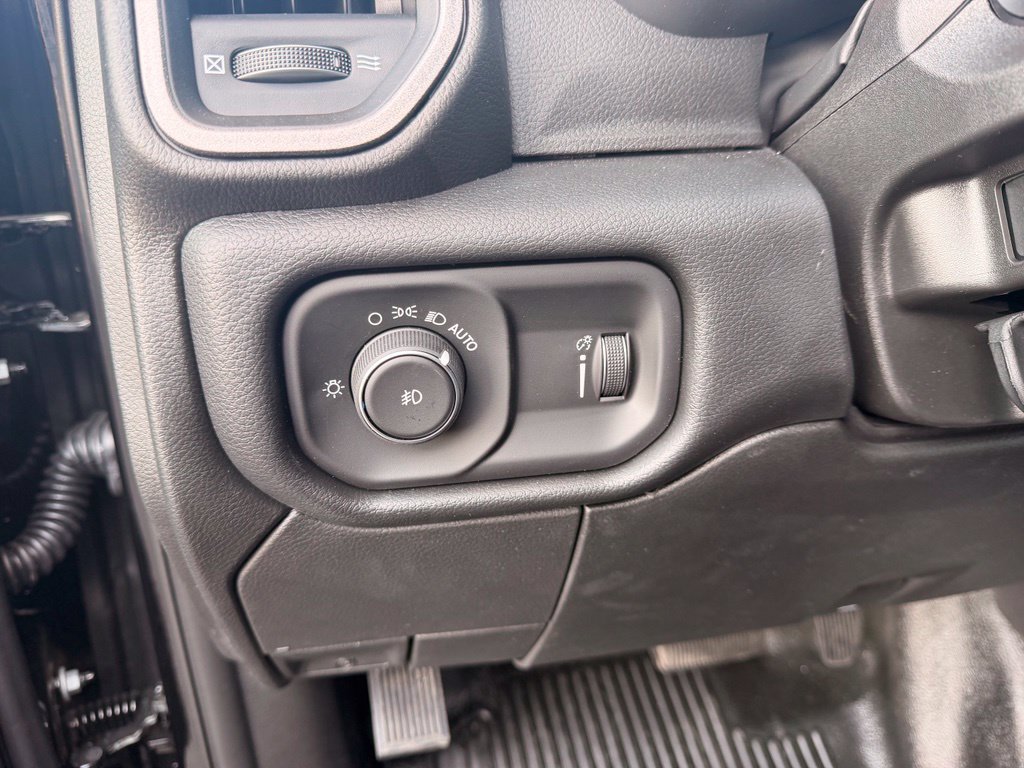 New 2026 RAM 3500 Tradesman w/ Chrome Appearance Group A AWD/4WD image 23