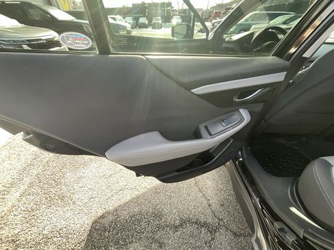 Used 2021 Subaru Outback Premium image 24