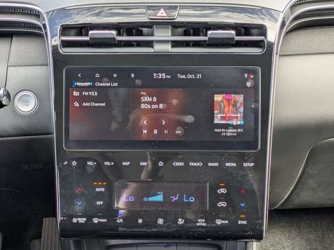 Used 2024 Hyundai Tucson Limited AWD/4WD image 28