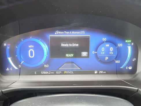 Used 2020 Ford Escape Titanium FWD image 15
