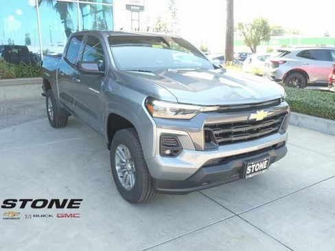 Used 2025 Chevrolet Colorado LT w/ LT Convenience Package AWD/4WD image 1