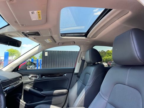 Certified 2022 Honda Civic Touring image 29