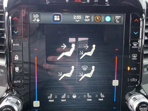 Used 2022 RAM 3500 Laramie AWD/4WD image 20