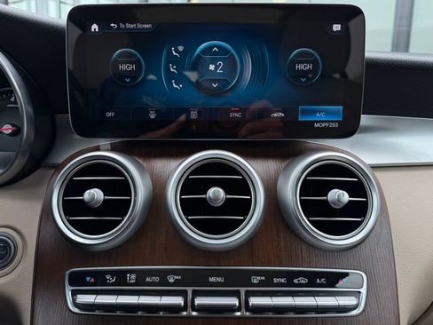Certified 2022 Mercedes-Benz GLC 300 4MATIC image 23