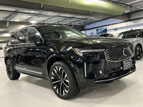 Used 2026 Volvo XC90 B6 Ultra w/ Protection Package AWD/4WD image 1