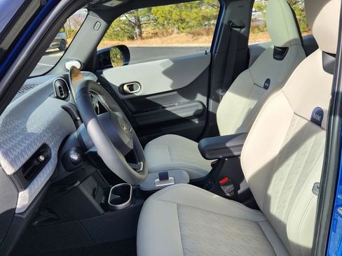 Used 2025 MINI Cooper S FWD image 9
