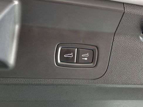 Used 2021 Porsche Panamera 4 image 35