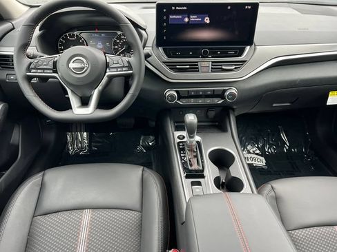 New 2026 Nissan Altima 2.5 SR AWD/4WD image 3