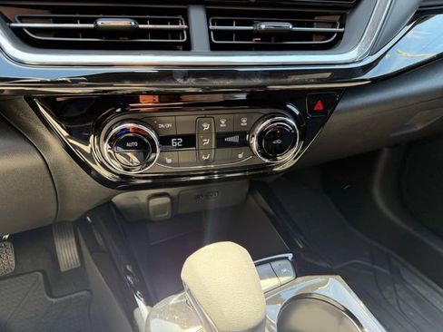 New 2026 Chevrolet Trax RS FWD image 30