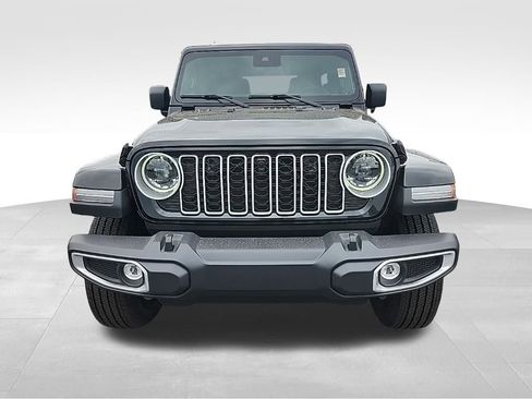 New 2025 Jeep Wrangler Sahara image 5