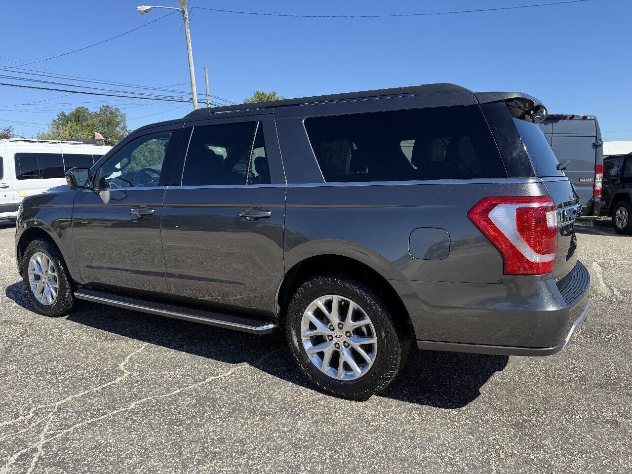 Used 2021 Ford Expedition Max XLT AWD/4WD image 27