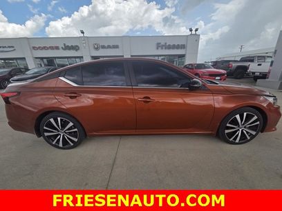 Used 2022 Nissan Altima 2.5 SR