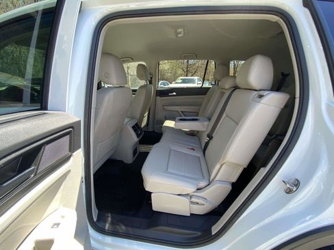 Used 2022 Volkswagen Atlas SE AWD/4WD image 31