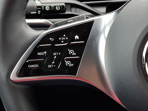 Used 2026 Mercedes-Benz GLC 300 4MATIC Coupe image 21