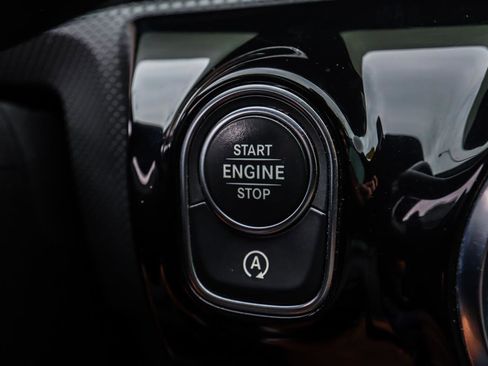 Used 2022 Mercedes-Benz A 220 4MATIC image 10