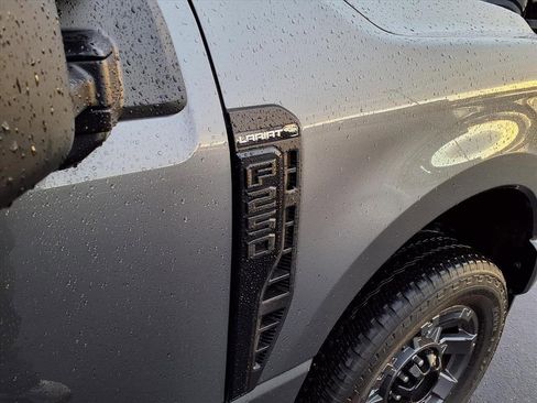 Used 2024 Ford F250 Lariat w/ Sport Appearance Package image 33