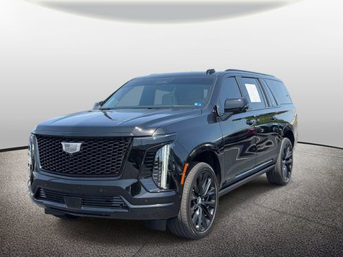 Certified 2026 Cadillac Escalade ESV Platinum Sport w/ LPO, ONYX Package AWD/4WD image 7