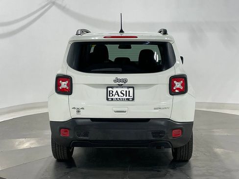 Used 2019 Jeep Renegade Sport w/ Sport Appearance Group AWD/4WD image 12