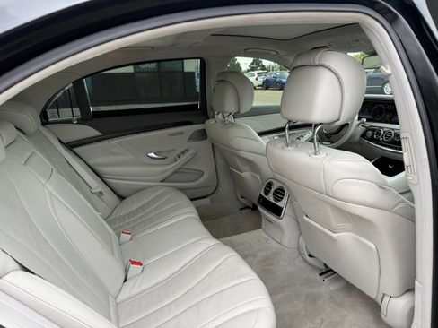 Used 2015 Mercedes-Benz S 550 Sedan image 24