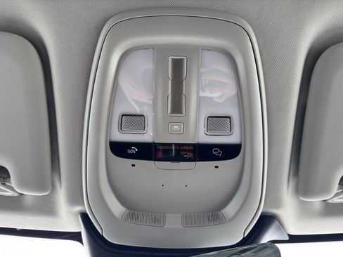 Certified 2023 Volvo XC60 B5 Core w/ Climate Package image 10