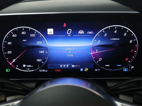 Certified 2025 Mercedes-Benz GLC 300 image 35