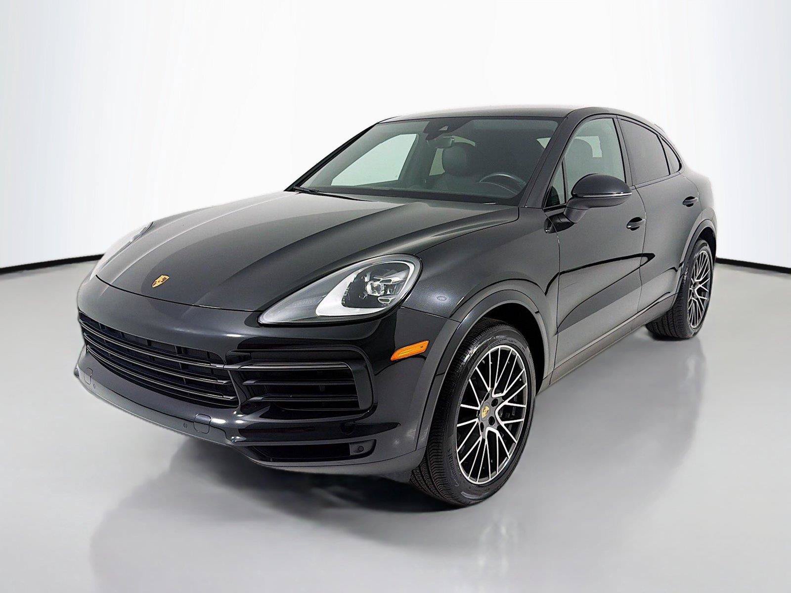 Certified 2023 Porsche Cayenne Coupe AWD/4WD image 1