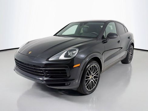 Certified 2023 Porsche Cayenne Coupe AWD/4WD image 1