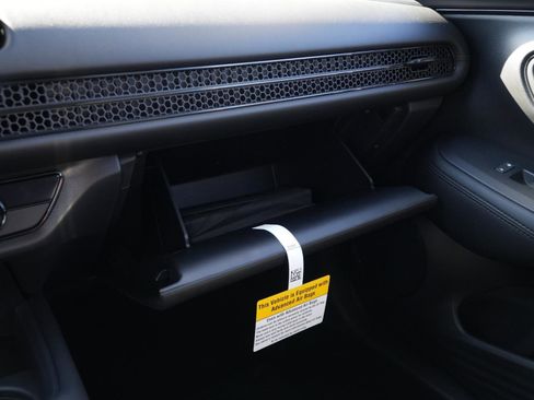 New 2026 Honda HR-V LX image 27